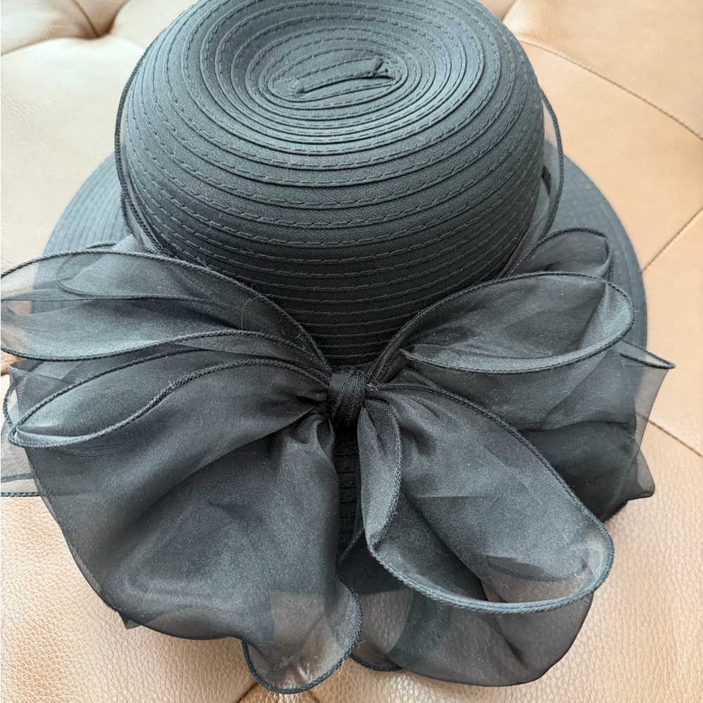 Elegant Black Women's Hat with Bow